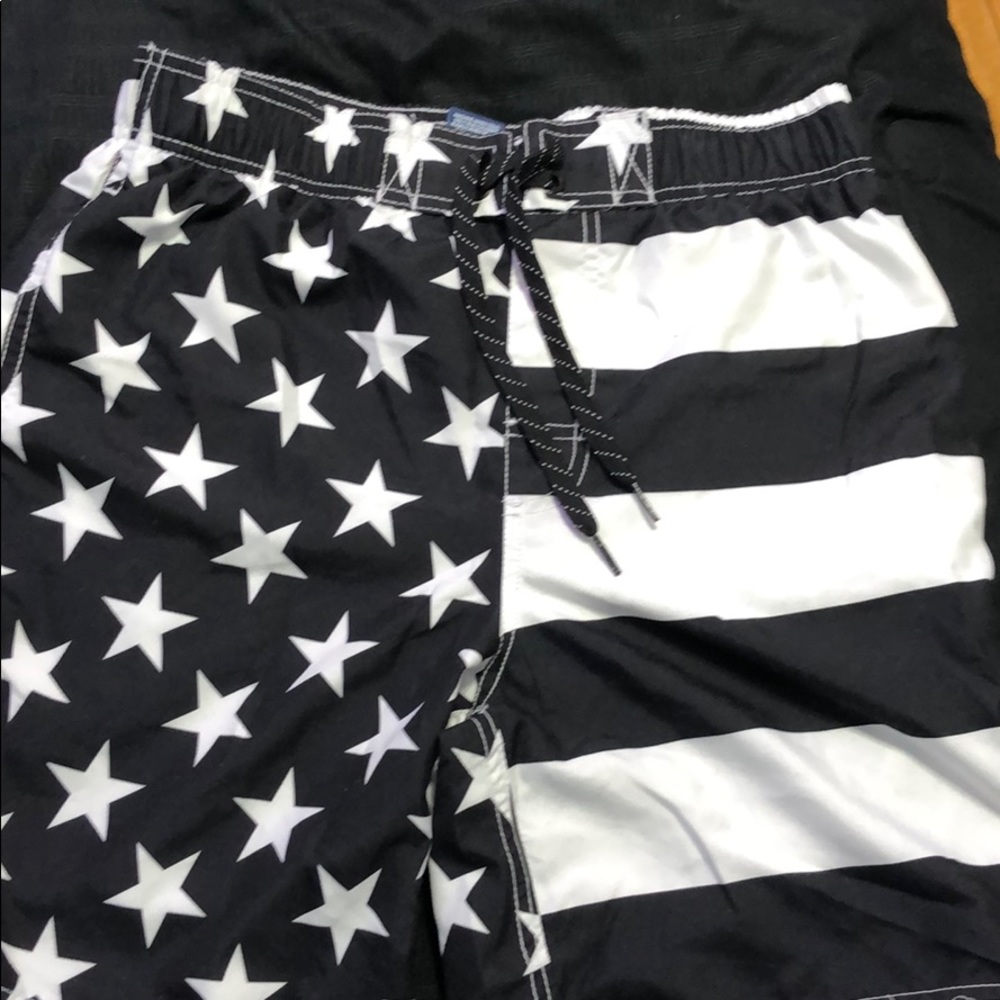 Black and white American flag swim trunks